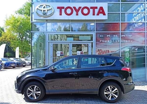 Toyota RAV4 cena 102500 przebieg: 111504, rok produkcji 2017 z Karczew małe 121